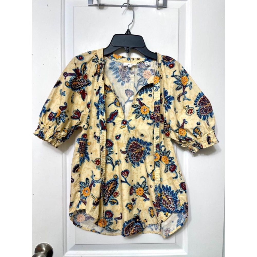 A.L.C. Ellis Puff Sleeve Tie Neck Style Yellow PrintedTop Size 2 - Picture 5 of 12
